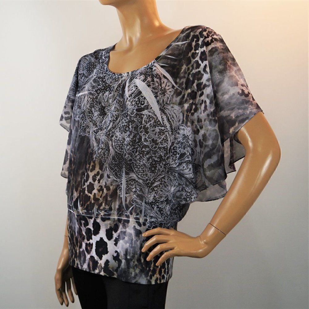 B.L.E.U. Top Batman Sleeve Floral Bling Animal Print Women Blouse Size Medium